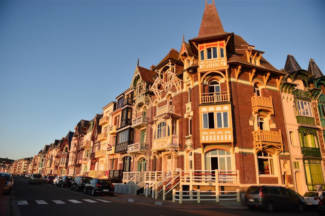 La Verriere. Les Locations Isahora C'Est Aussi Plusieurs Appart' De Standing A 2 Pas Du Chateau D'Eu, Des Falaises Du Treport, De Mers Les Bains Et Aux Portes De La Baie De Somme Eu (센마리팀) 외부 사진